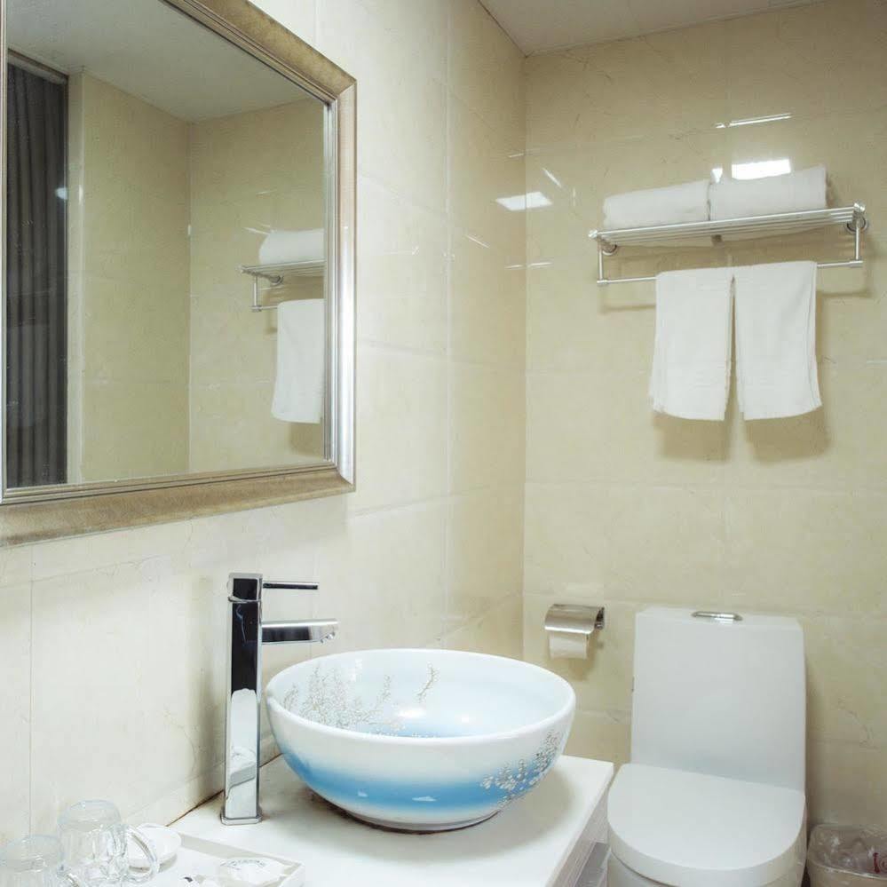 Milan Fashion Hotel Deqing Zewnętrze zdjęcie